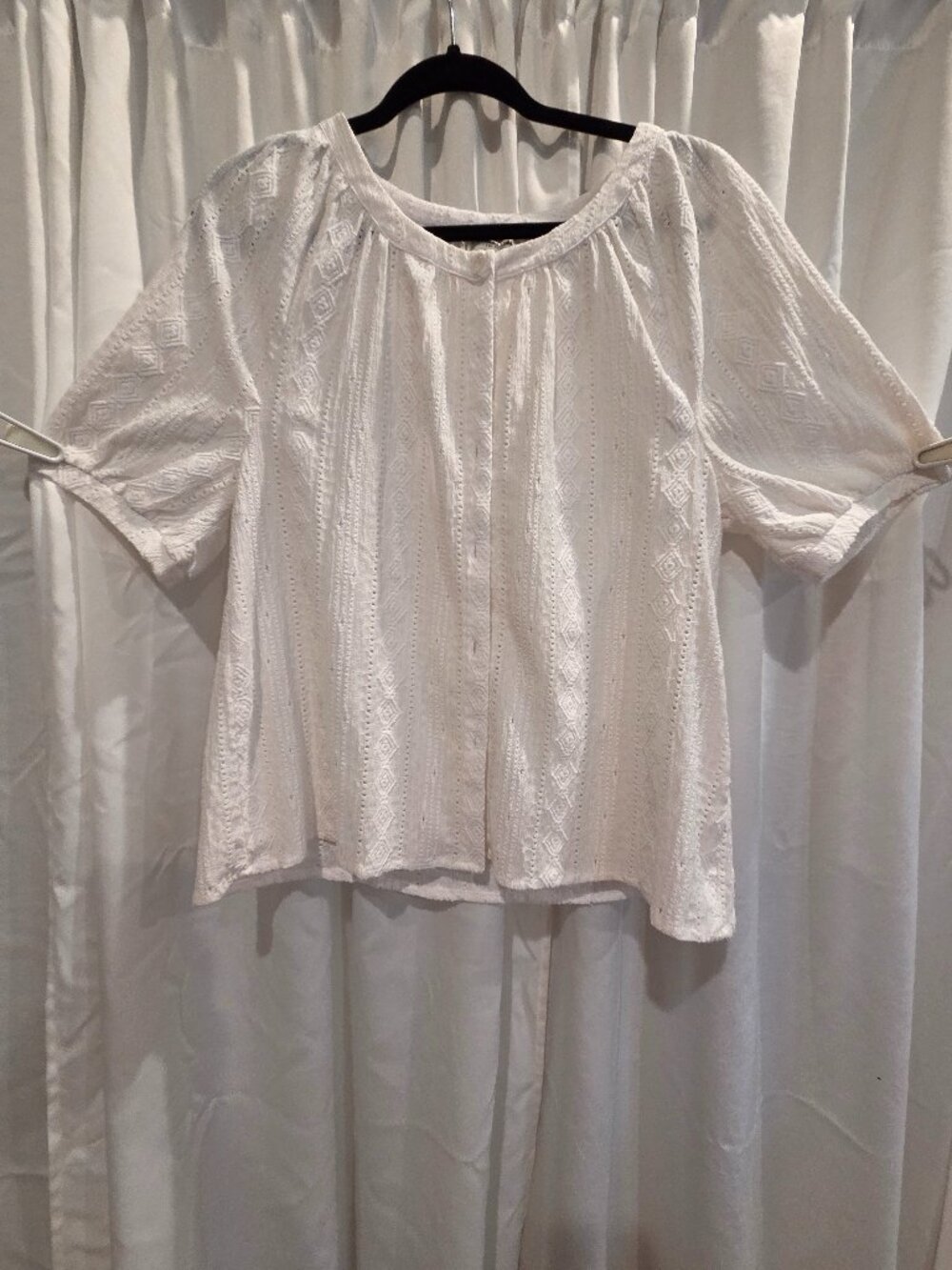 White Sabrina Lauren Eyelet Button Down Blouse ~ Large